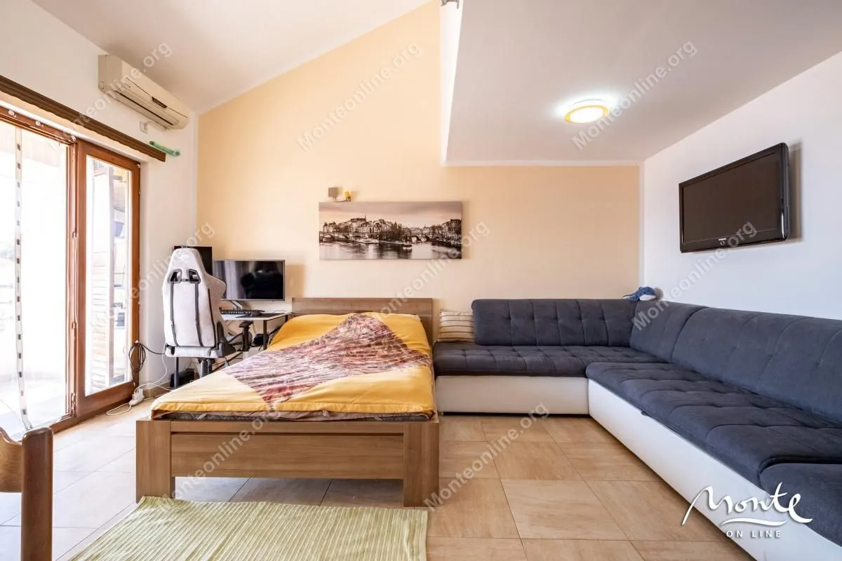 Prodaja, dvosoban stan, 72m², Kamenari, Herceg Novi