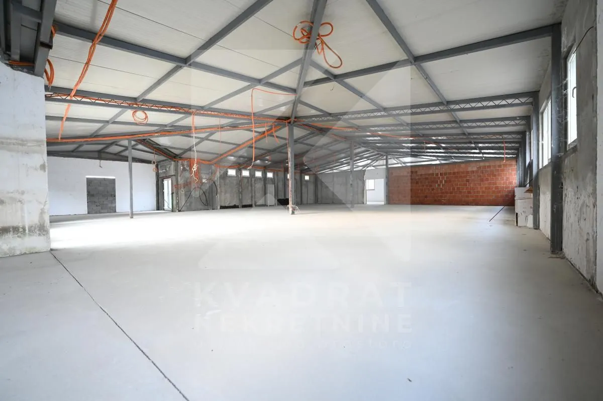 Sale, office space, 1600m², Mareza, Podgorica