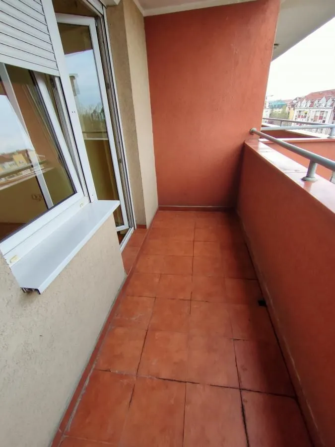 Prodaja, četvorosoban stan, 103m², Nova Detelinara, Novi Sad Sve Podlokacije