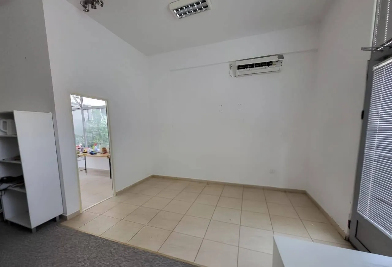Sale, office space, 47m², Zaobilaznica, Budva