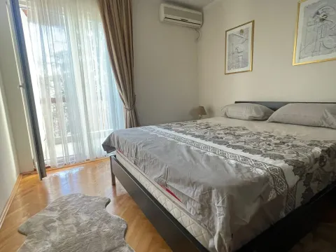 Izdavanje, stan, 87m², Centar, Podgorica - image 10