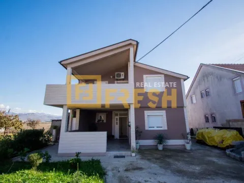 Prodaja, kuća, 160m², Zeta, Podgorica