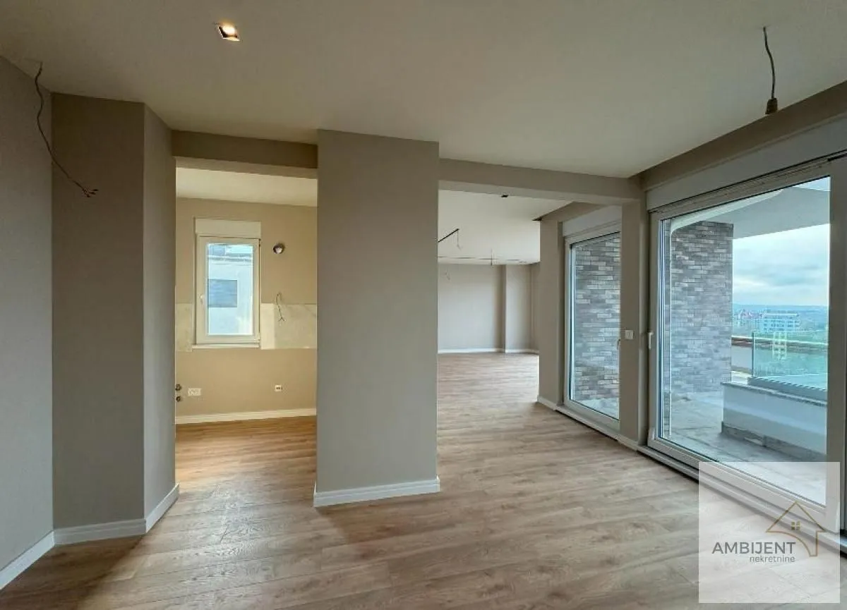 Prodaja, stan, 166m², Voždovac Sve Podlokacije, Beograd