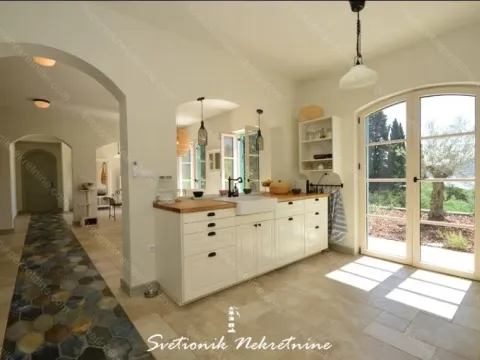 Sale, house, 184m², Baošići, Herceg Novi - image 9