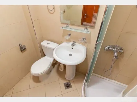 Sale, one bedroom apartment, 31m², Bečići, Budva - image 9