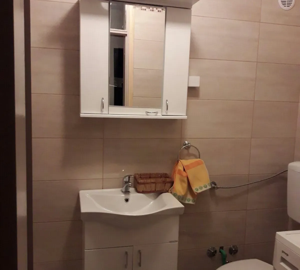 Prodaja, dvosoban stan, 60m², Blok 5, Podgorica