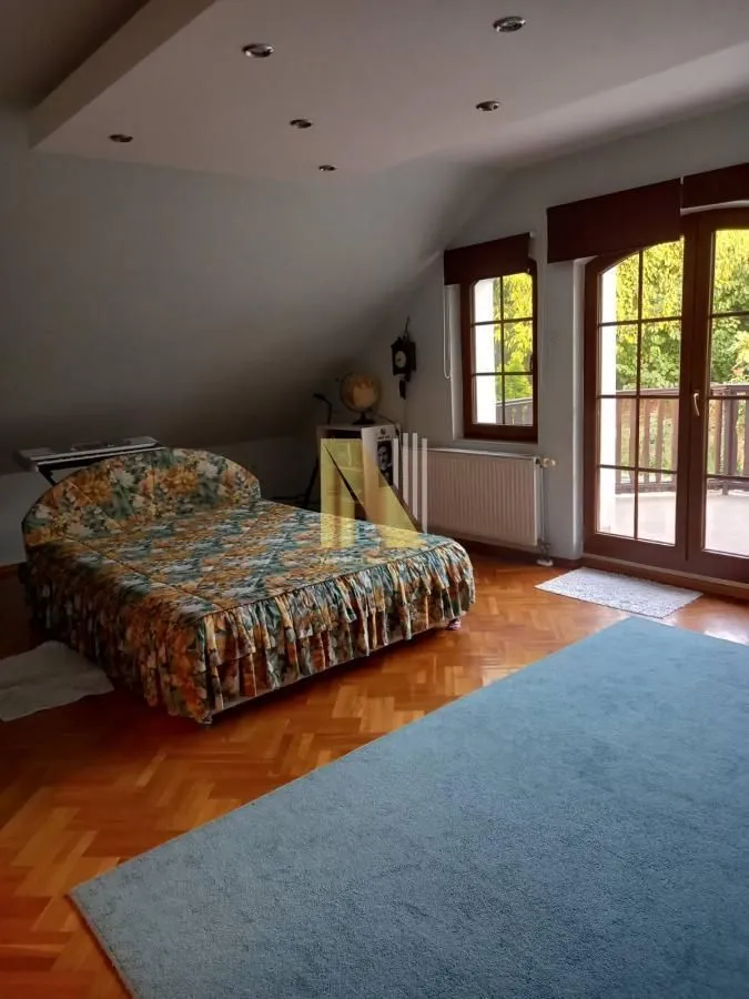 Prodaja, kuća, 336m², Sremska Kamenica, Petrovaradin