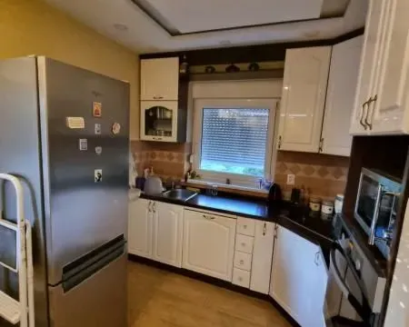 Izdavanje, kuća, 160m², Sremska Kamenica, Petrovaradin - image 8