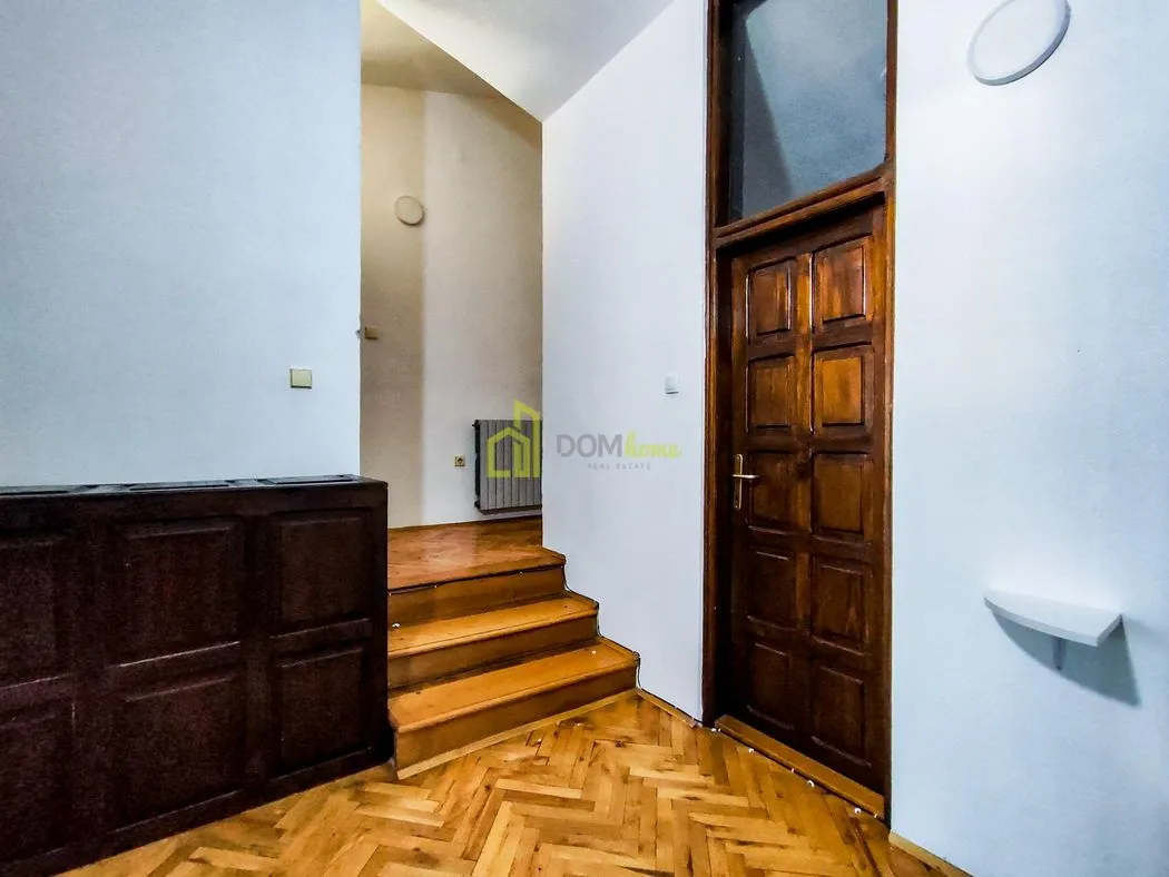 Rent, office space, 150m², Krivi Most, Podgorica
