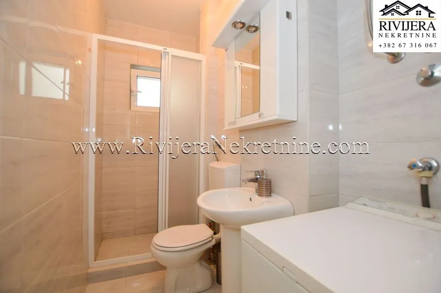 Prodaja, trosoban stan, 94m², Igalo, Herceg Novi