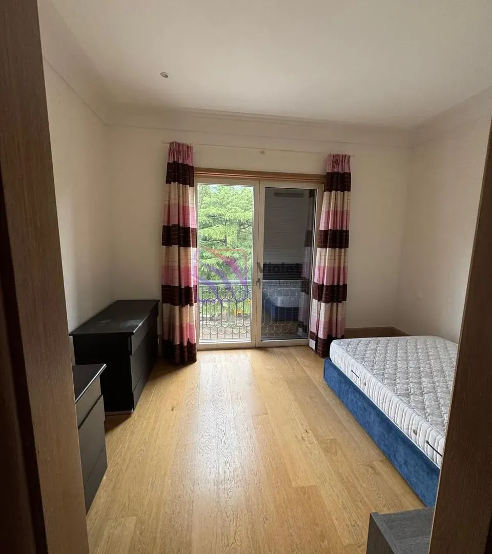 Rent, four bedroom apartment, 240m², Porto Montenegro, Tivat