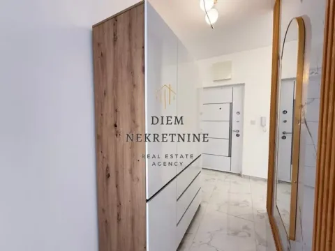 Rent, two bedroom apartment, 76m², Central Point, Podgorica - image 16