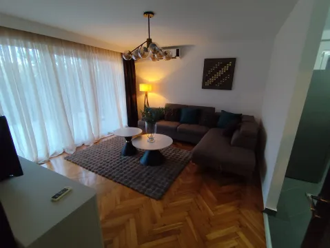 Rent, one bedroom apartment, 57m², Tološi, Podgorica - image 4
