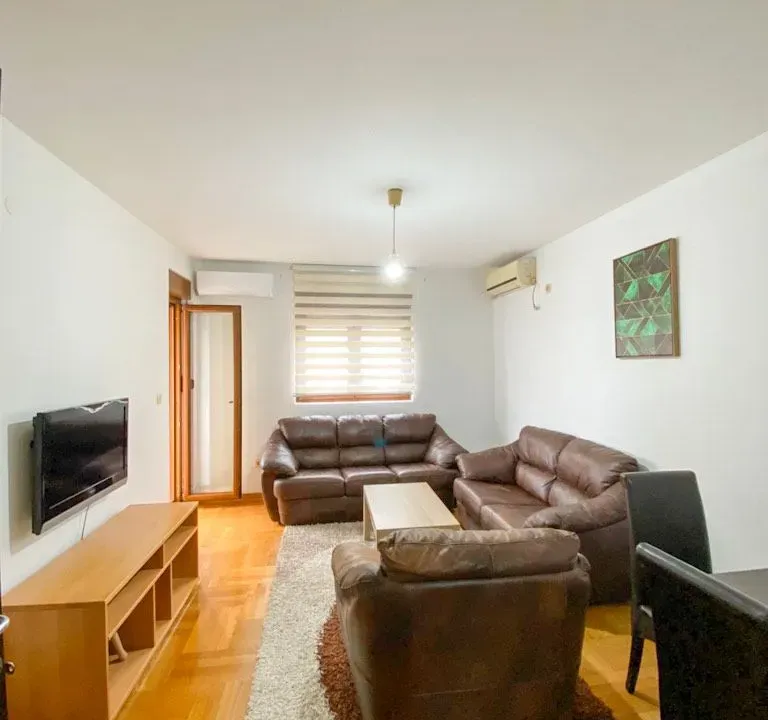 Rent, two bedroom apartment, 55m², Stari Aerodrom, Podgorica