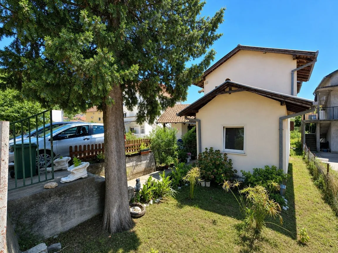 Prodaja, kuća, 141m², Tivat, Crna Gora