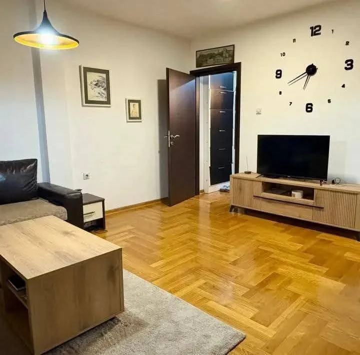 Prodaja, jednosoban stan, 41m², Drač, Podgorica
