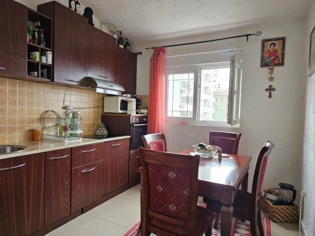Sale, one bedroom apartment, 44m², Centar, Bar