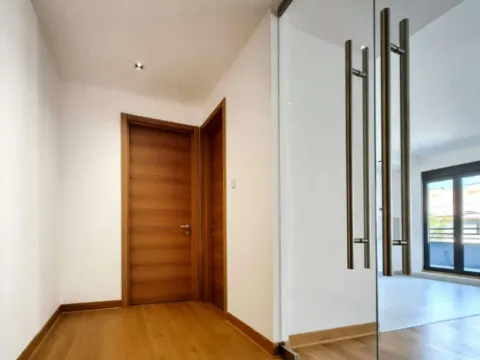 Sale, four bedroom apartment, 240m², Adamovićevo Naselje, Novi Sad Sve Podlokacije - image 12