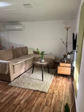 Prodaja, jednosoban stan, 39m², Centar, Podgorica - image 10