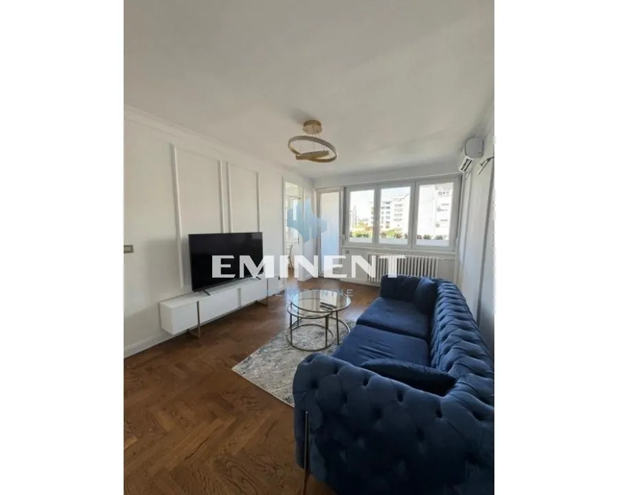 Rent, two bedroom apartment, 55m², Crveni Krst, Beograd