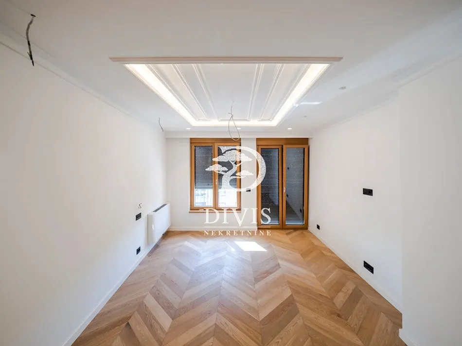 Sale, three bedroom apartment, 133m², Vračar Hram, Vračar Sve Podlokacije