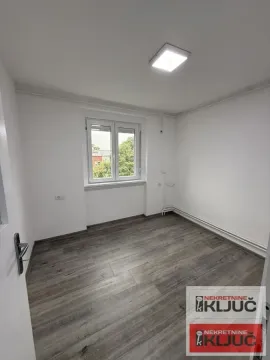 Sale, one bedroom apartment, 31m², Satelit, Novi Sad Sve Podlokacije - image 4