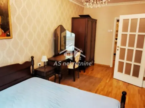 Sale, two bedroom apartment, 62m², Stari Grad, Beograd - image 17