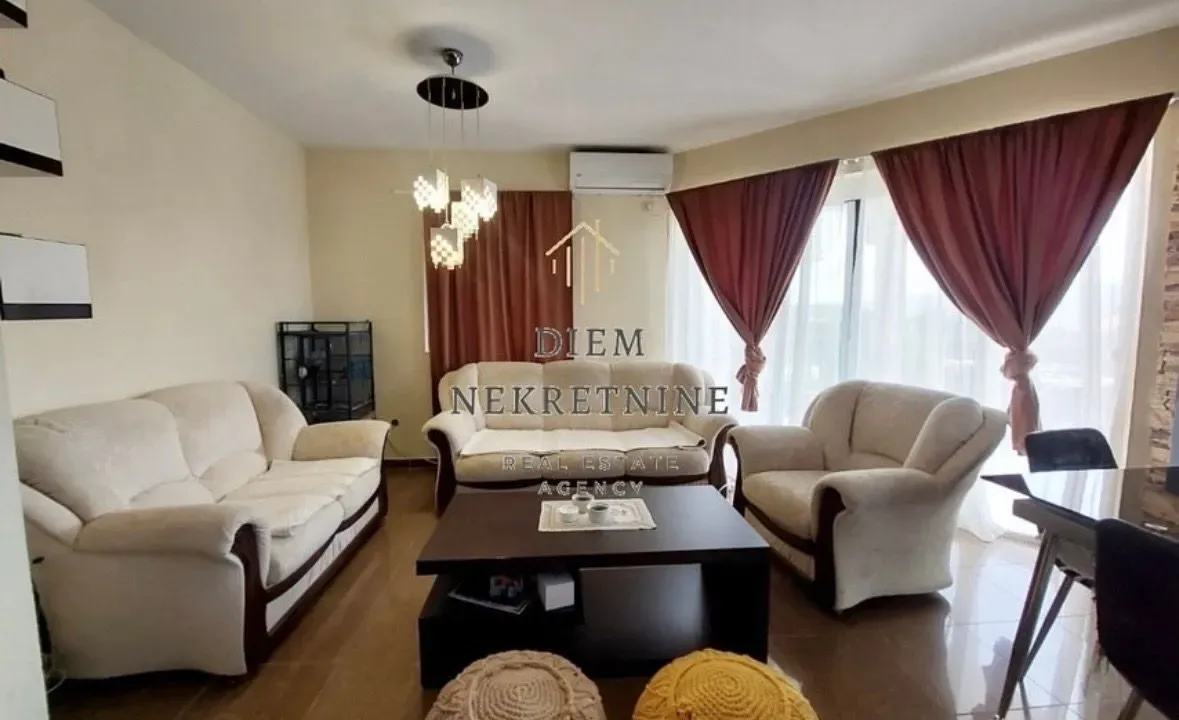 Rent, two bedroom apartment, 80m², Kavač, Kotor