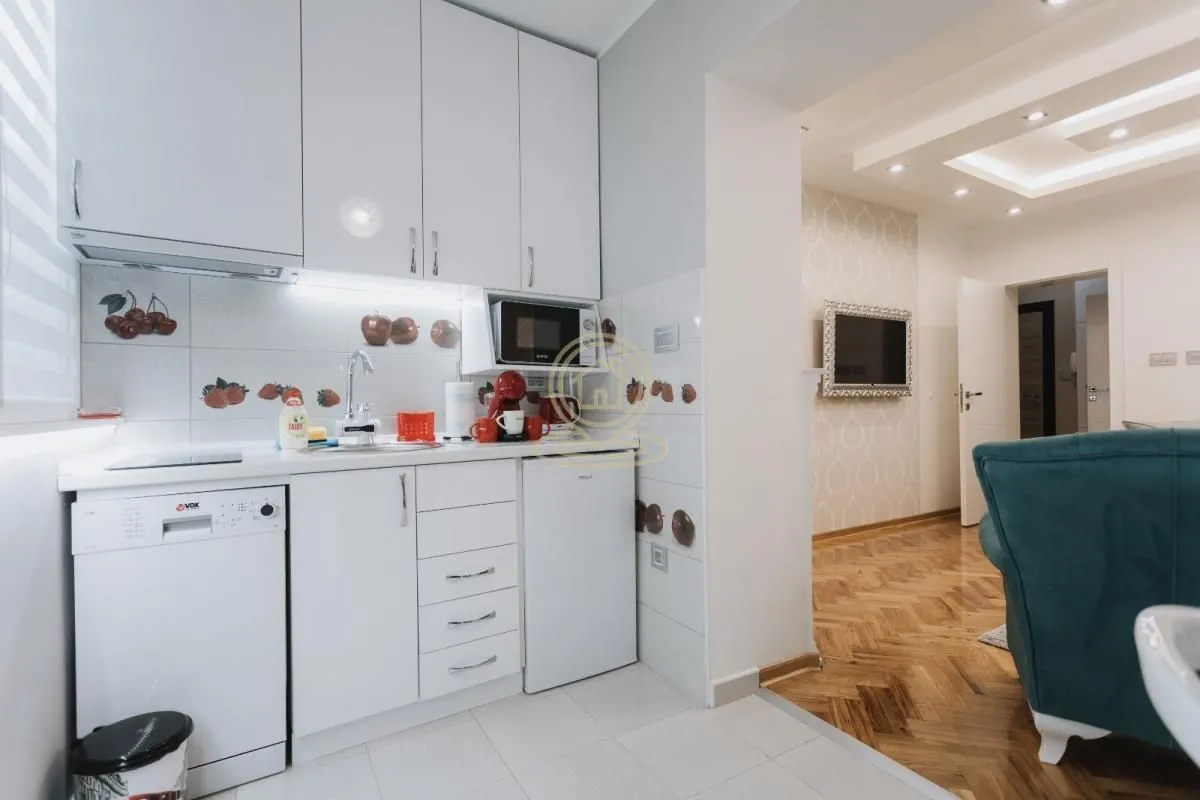 Prodaja, jednosoban stan, 40m², Centar, Novi Sad