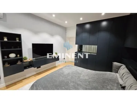 Izdavanje, trosoban stan, 75m², Stari Grad, Beograd - image 9