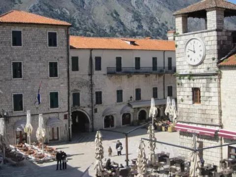 Sale, three bedroom apartment, 114m², Grad, Kotor