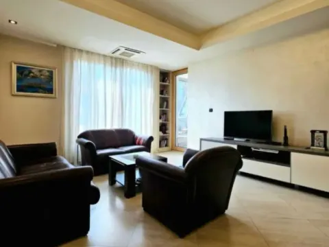 Sale, three bedroom apartment, 90m², Centar, Budva - image 9