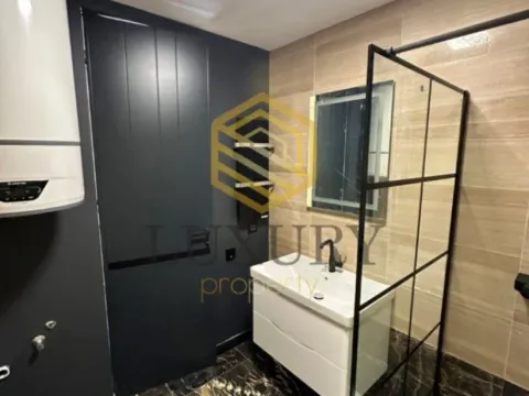 Izdavanje, trosoban stan, 111m², Zagorič, Podgorica - image 12