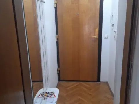 Izdavanje, garsonjera, 29m², Grbavica, Novi Sad Sve Podlokacije - image 4