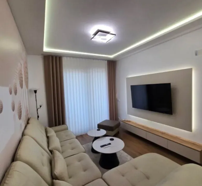 Rent, one bedroom apartment, 50m², Centar, Bar