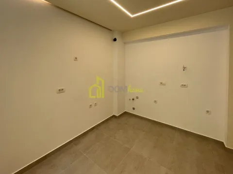 Prodaja, jednosoban stan, 52m², Kotor, Crna Gora - image 3