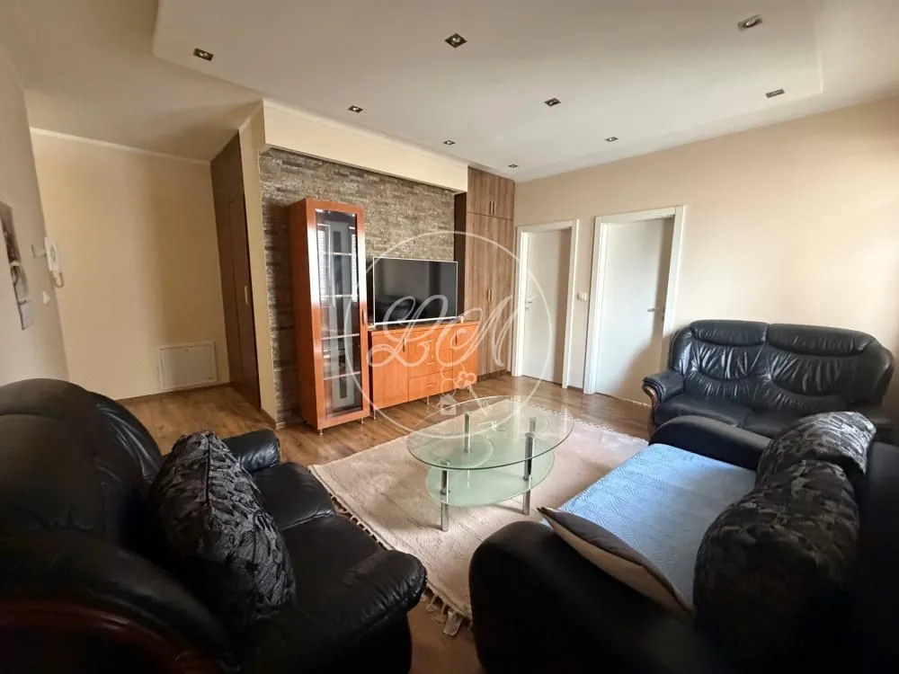 Rent, two bedroom apartment, 75m², Batajnica, Beograd