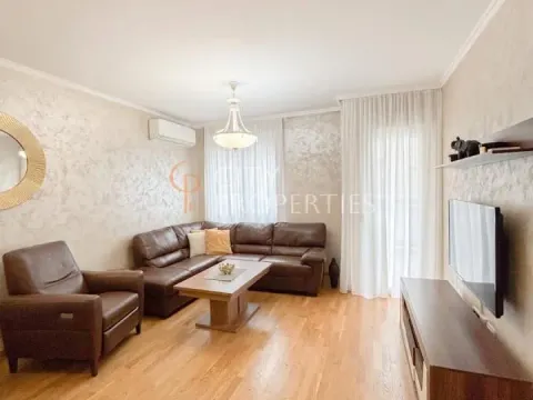 Izdavanje, stan, 80m², City Kvart, Podgorica - image 1