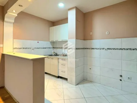 Rent, two bedroom apartment, 69m², Pobrežje, Podgorica - image 3