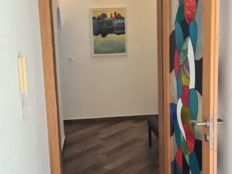 Prodaja, trosoban stan, 108m², Dobrota, Kotor - image 11