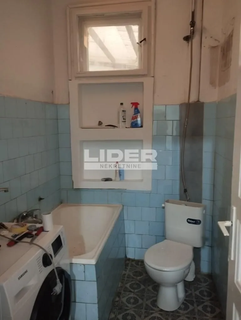 Prodaja, dvosoban stan, 68m², Južni Bulevar, Vračar Sve Podlokacije