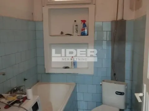 Sale, two bedroom apartment, 68m², Južni Bulevar, Vračar Sve Podlokacije - image 10