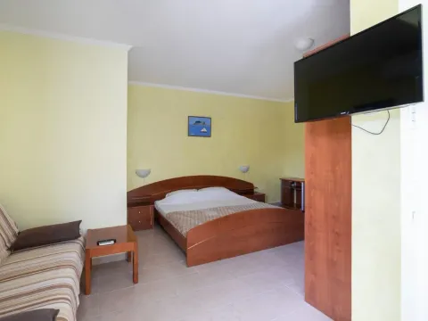 Prodaja, jednosoban stan, 33m², Petrovac, Budva - image 6