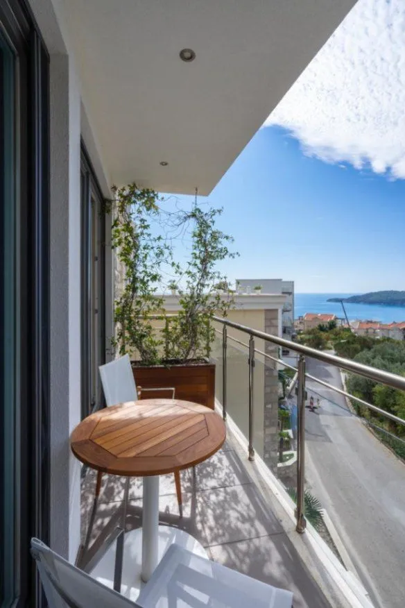Sale, three bedroom apartment, 147m², Ivanovići, Budva