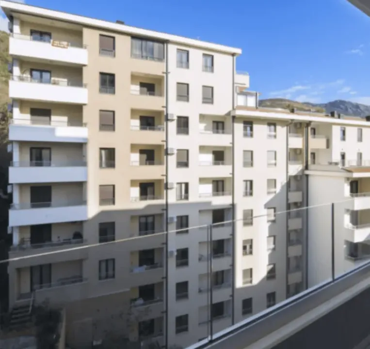 Sale, one bedroom apartment, 55m², Bečići, Budva