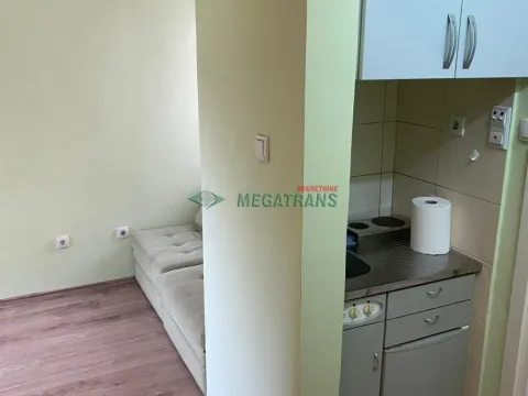 Izdavanje, stan, 18m², Centar, Novi Sad - image 4