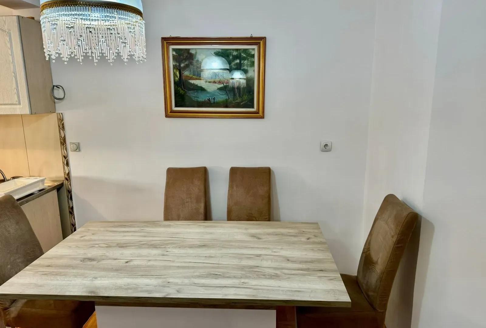 Izdavanje, dvosoban stan, 60m², Centar, Podgorica
