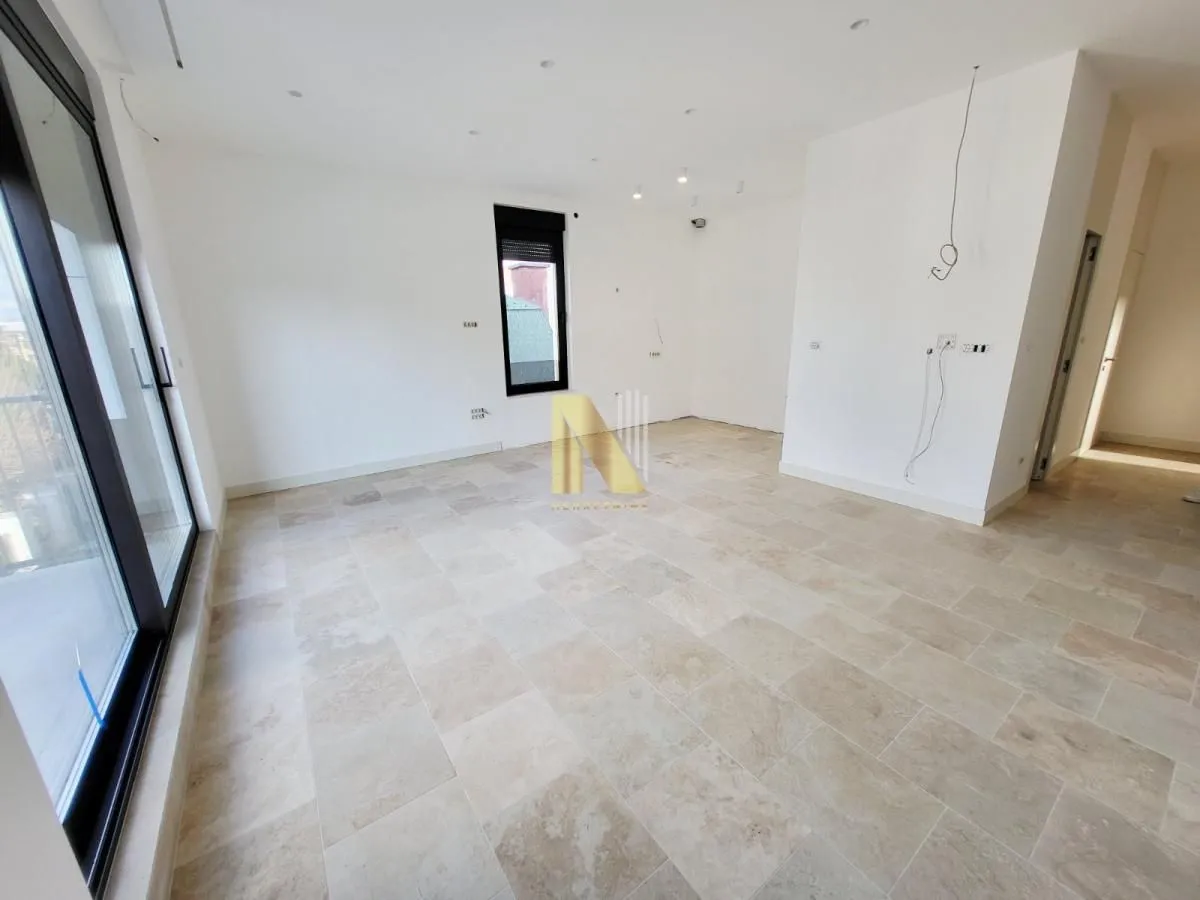 Izdavanje, poslovni prostor, 66m², Bulevar Evrope, Novi Sad Sve Podlokacije