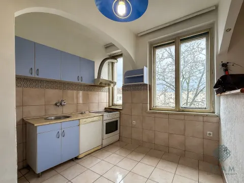 Prodaja, dvosoban stan, 90m², Centar, Podgorica - image 4