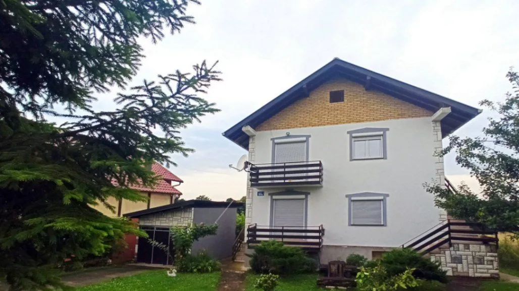 Prodaja, kuća, 226m², Klupci, Loznica